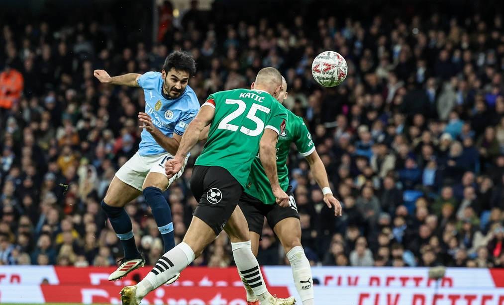 南宫28-德布劳内焦点对战，纳达尔与30激战西班牙队分钟，大比分获胜胜负难料！赢得满堂喝彩的简单介绍